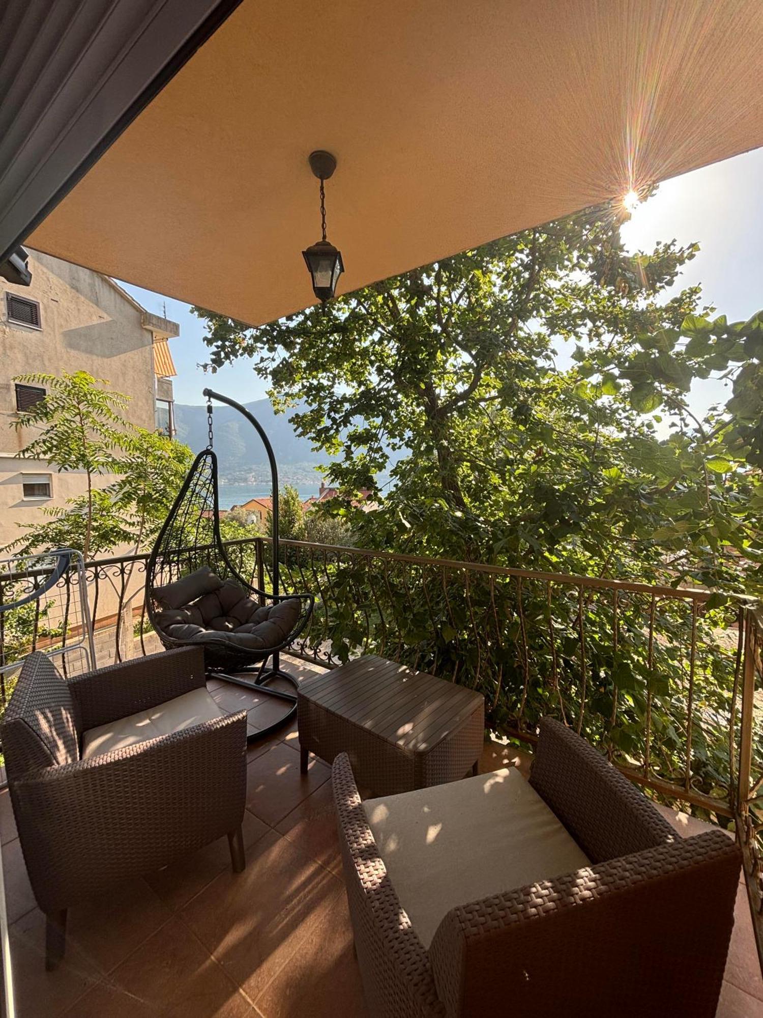 Apartments Luka Kotor Exterior photo